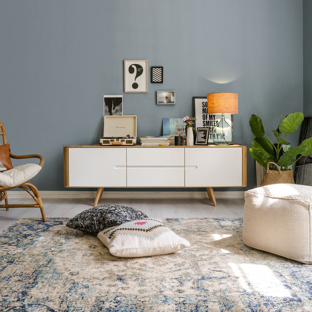 Kommoden und Sideboards