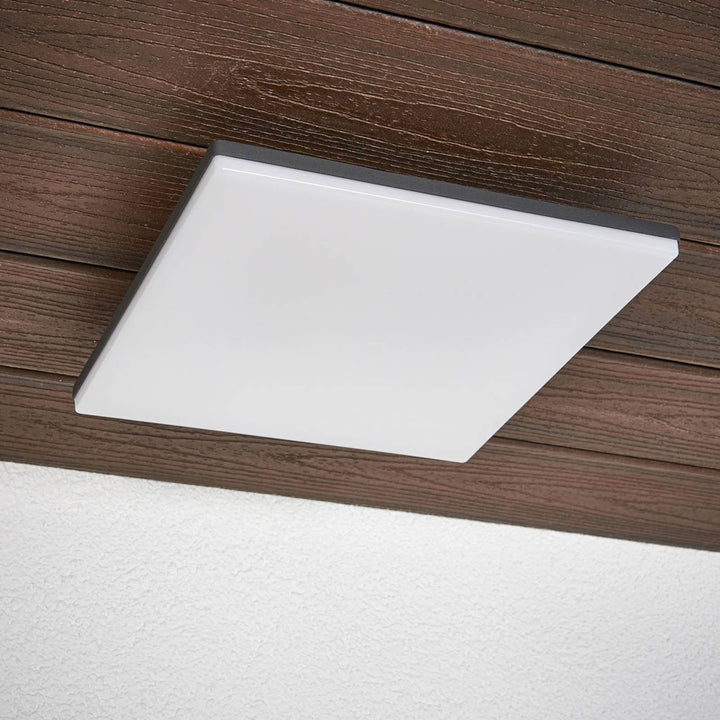Lucande LED-Außendeckenleuchte Henni, Sensor, 30x30 cm, IP65