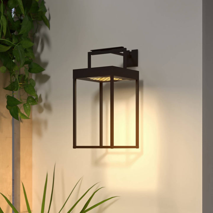 Lucande LED-Solarleuchte Lynzy, 38cm, schwarz, Metall, IP65